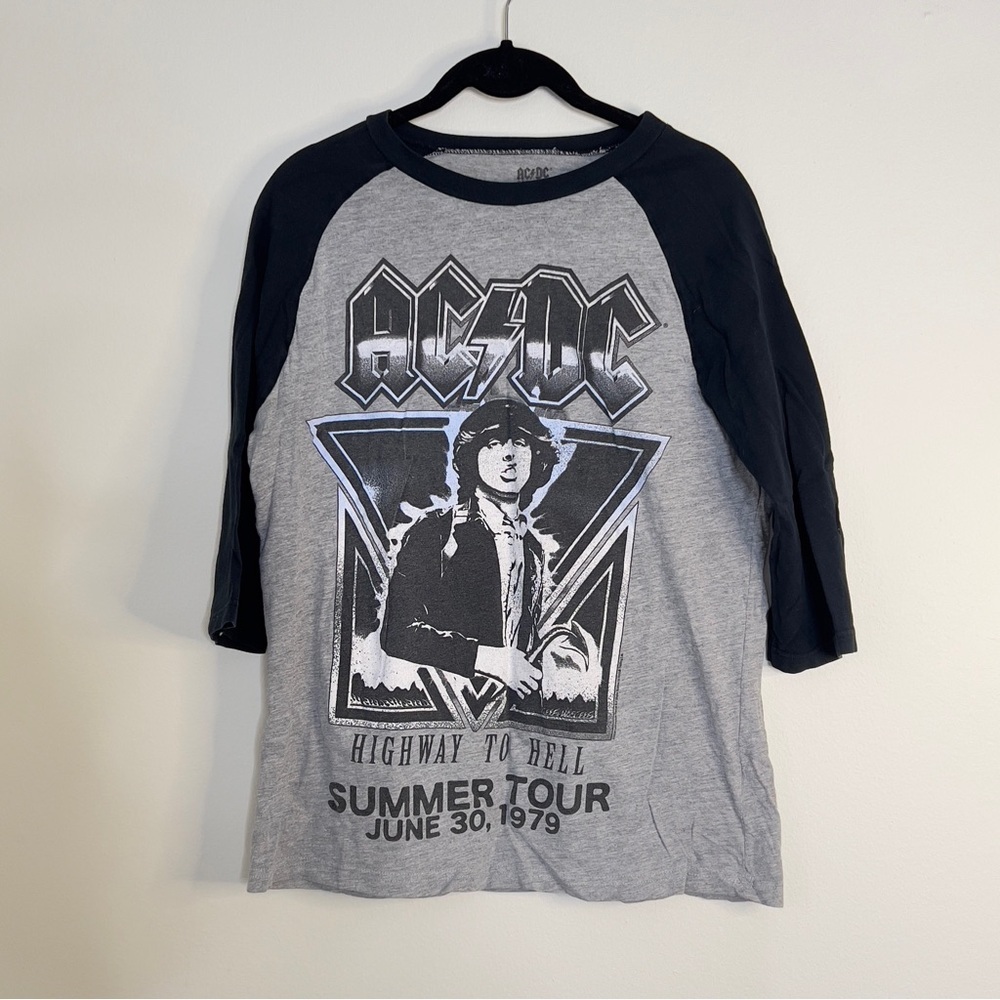 AC/DC M Highway to Hell Summer Concert Tour 1979 Raglan Sleeve T-Shirt Band Tee